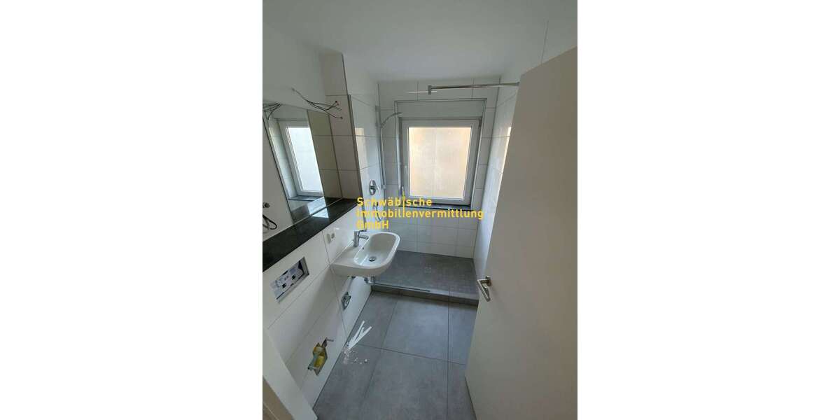 Etagenwohnung Stuttgart Stuttgart-West - 2 Zimmer, 64 m&sup2;, 1.350&euro; | Angebot:26030685