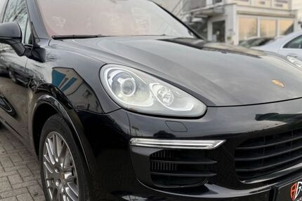 Porsche Cayenne 267.000 km 27.499 &euro; Bielefeld 33659