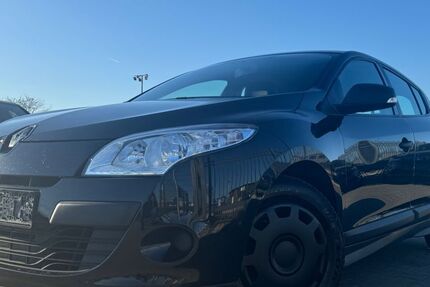 Renault Megane 151.000 km 1.899 &euro; Oberkrämer 16727