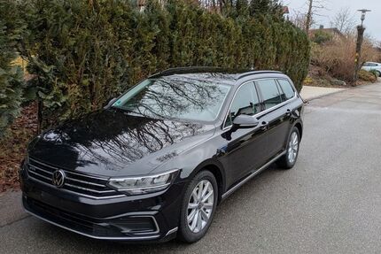 VW Passat Variant 97.400 km 18.000 &euro; Ottobrunn 85521