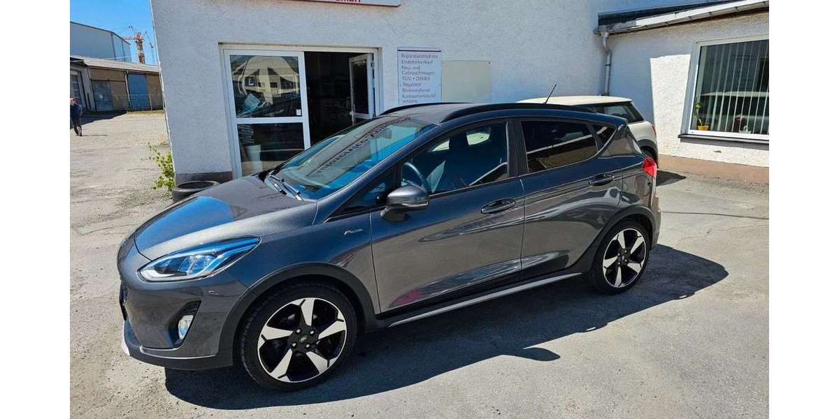 Ford Fiesta 77.500 km 10.900 &euro; Venusberg 09430
