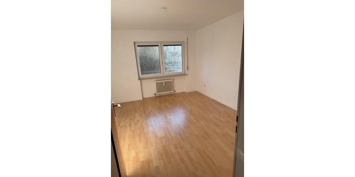 Erdgeschoßwohnung Weidenberg - 2 Zimmer, 80 m&sup2;, 550&euro; | Angebot:25319196