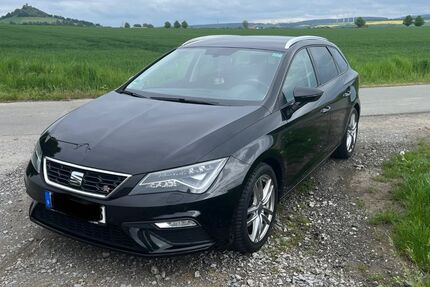 Seat Leon 103.000 km 15.900 &euro; Warburg 34414