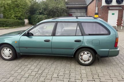 Toyota Corolla 189.000 km 3.300 &euro; Köln 50825