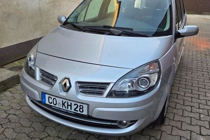 Renault Scenic 177.000 km 1.900 € Essen 45355