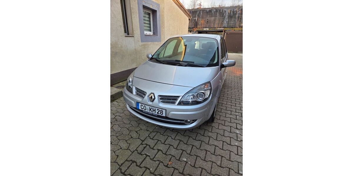 Renault Scenic 177.000 km 1.900 € Essen 45355