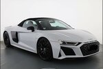 Audi R8 5.2 FSI quattro Spyder 36.100 km 119.990 &euro; Stade 21682
