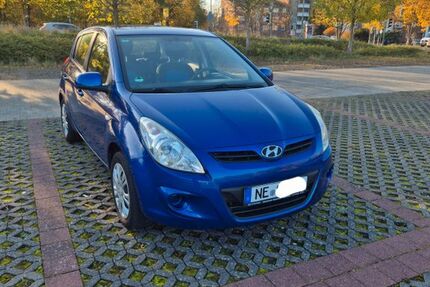 Hyundai i20 195.000 km 1.800 &euro; Neuss 41469