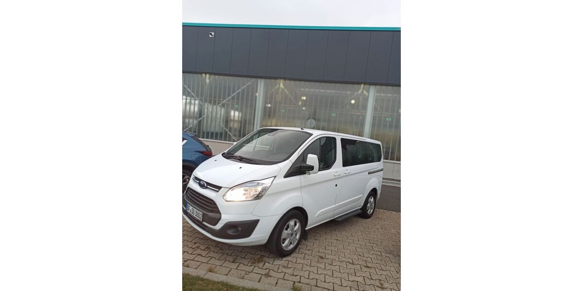 Ford Tourneo Custom 97.000 km 17.900 &euro; Ense 59469