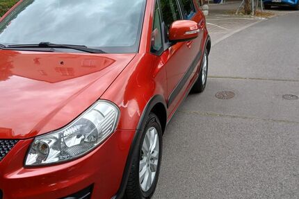 Suzuki SX4 74.000 km 9.250 &euro; MAHLOW 15831