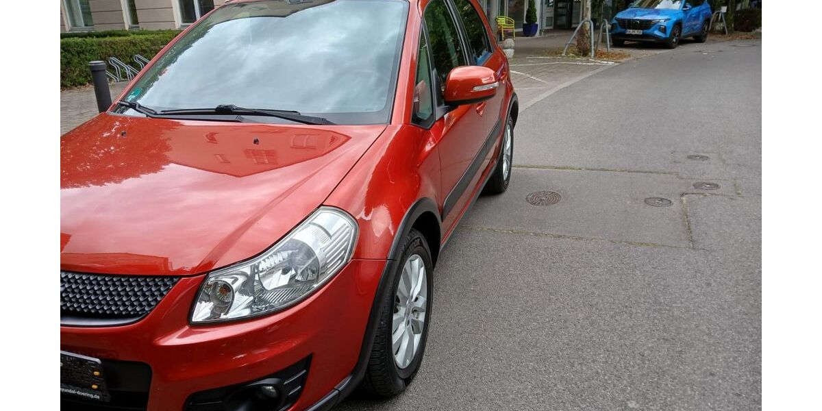Suzuki SX4 74.000 km 9.250 &euro; MAHLOW 15831