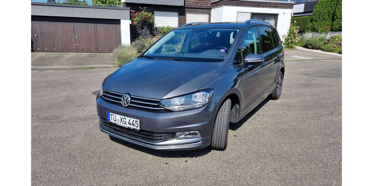 VW Touran 98.345 km 19.000 &euro; Herrenberg, Stadt 71083