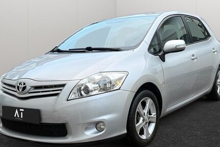 Toyota Auris 171.749 km 4.990 &euro; Frankfurt am Main 65933