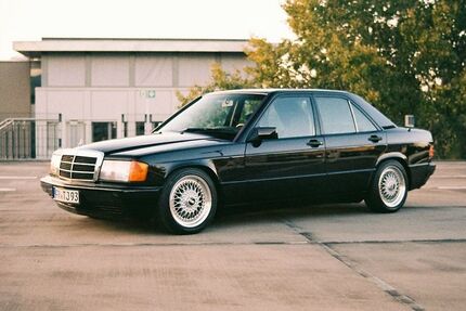 Mercedes-Benz 190 242.000 km 10.499 &euro; München 81547