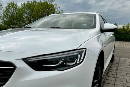 Opel Insignia 171.500 km 8.999 &euro; München 80933