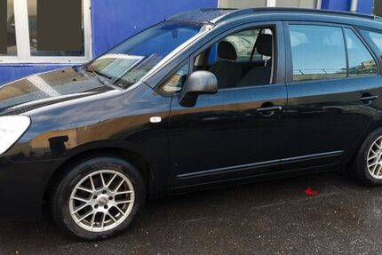 Kia Carens 200.000 km 3.499 &euro; Berlin 13405
