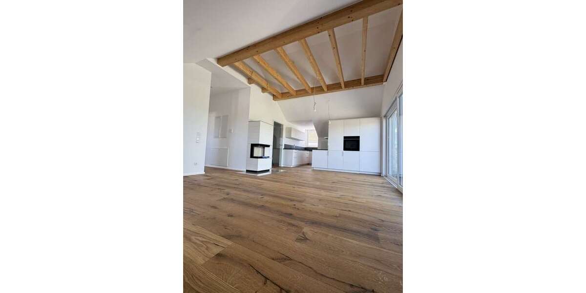Etagenwohnung Bondorf - 4 Zimmer, 111 m&sup2;, 1.430&euro; | Angebot:26887901
