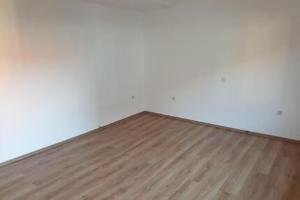 2 Zimmer, Küche, Bad Wohnung in Bad Arolsen-Landau
