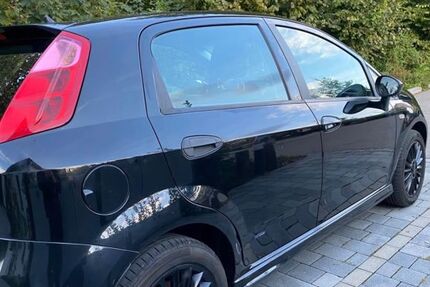 Fiat Punto 102.000 km 2.900 &euro; München 81735