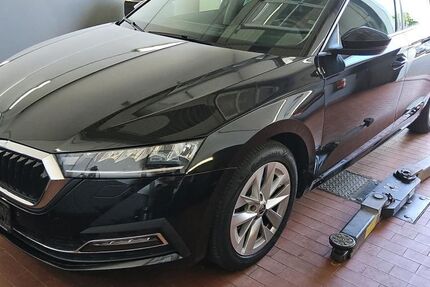Skoda Octavia 202.123 km 10.490 &euro; Nabburg 92507