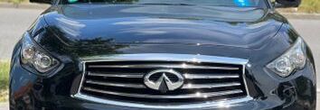 INFINITI QX70