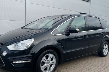 Ford S-Max 220.000 km 5.250 &euro; Schwäbisch Hall 74523