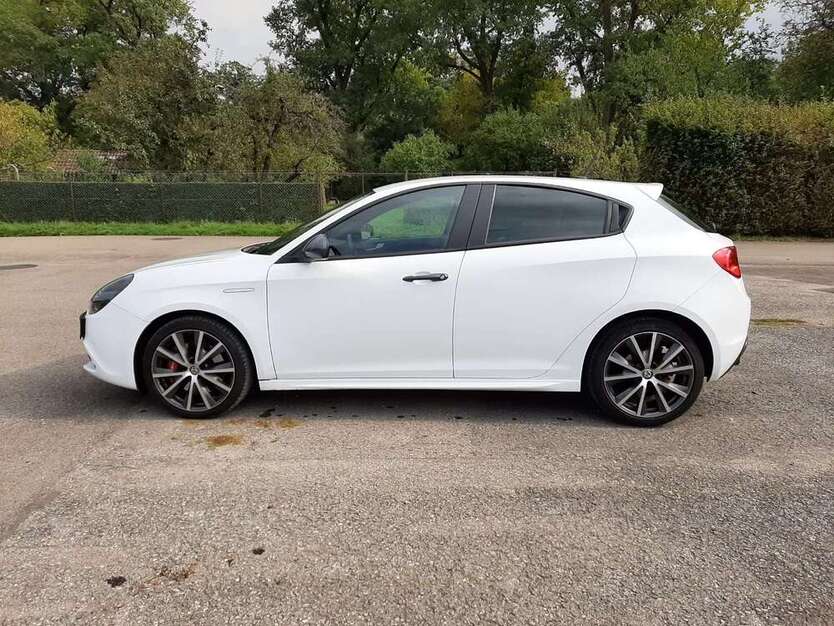 Alfa Romeo Giulietta 114.200 km 12.800 € Nürtingen 72622