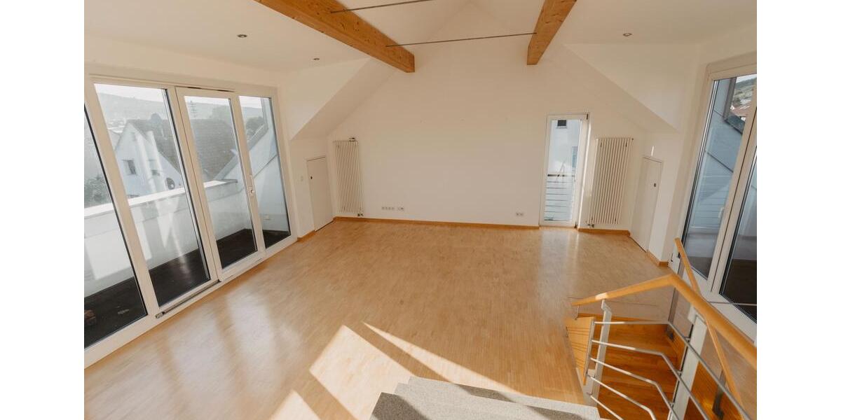 Maisonettenwohnung Tauberbischofsheim - 7 Zimmer, 180 m&sup2;, 1.650&euro; | Angebot:26516847