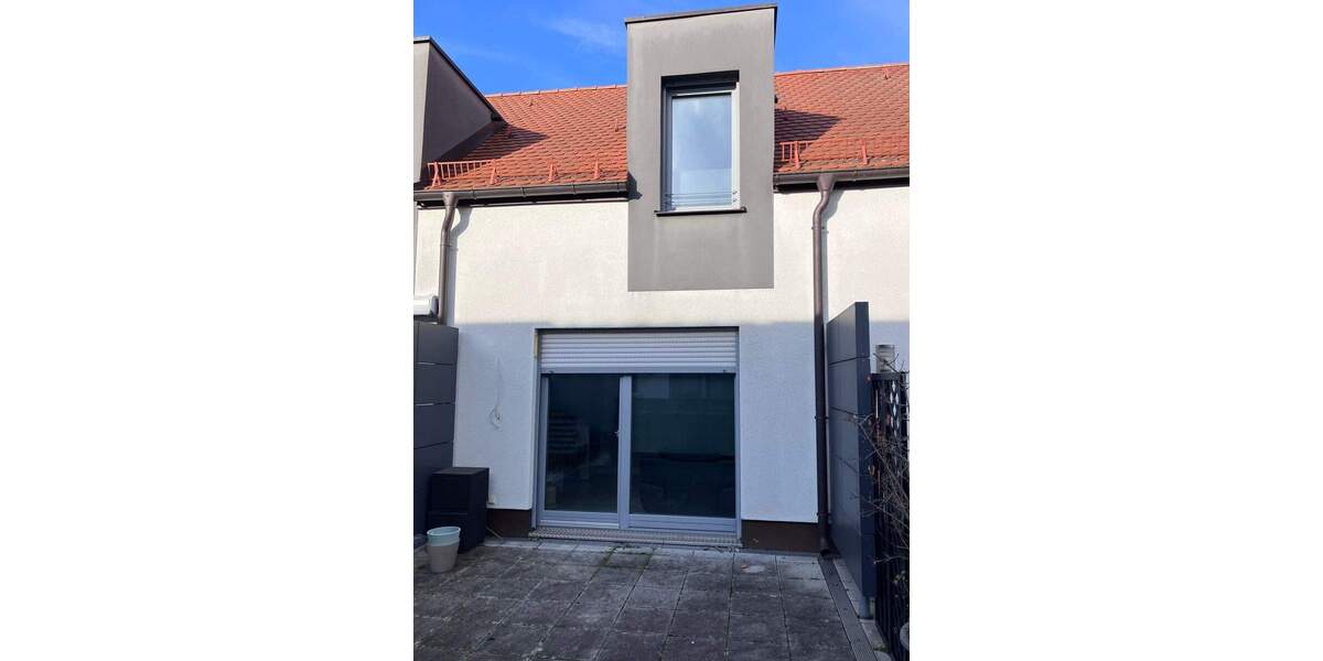 91054 Erlangen-Zentrum - Schöne 2-Zimmer-Maisonette-Wohnung mit EBK und Dachterrasse 2 zimmer