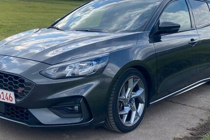 Ford Focus 251.147 km 11.450 &euro; Kirchhundem 57399