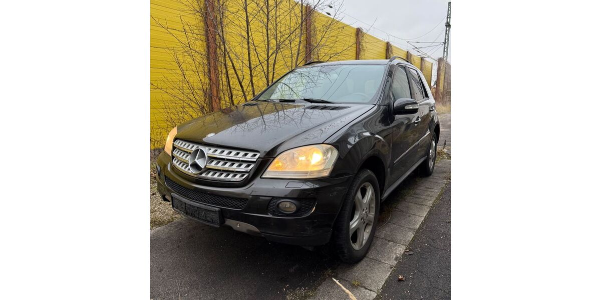 Mercedes-Benz 350 277.192 km 3.400 &euro; Röhrmoos 85244