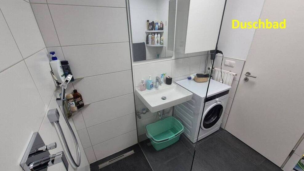 moderne lichtdurchflutete barrierefreie Wohnung im Stadtzentrum