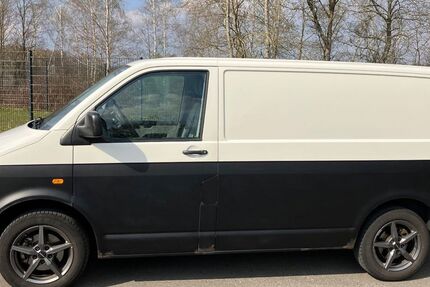 VW T5 Transporter 245.000 km 5.900 &euro; Homburg 66424