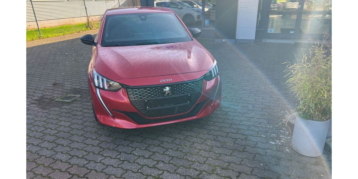 Peugeot 208 49.503 km 12.550 &euro; Annweiler 76855