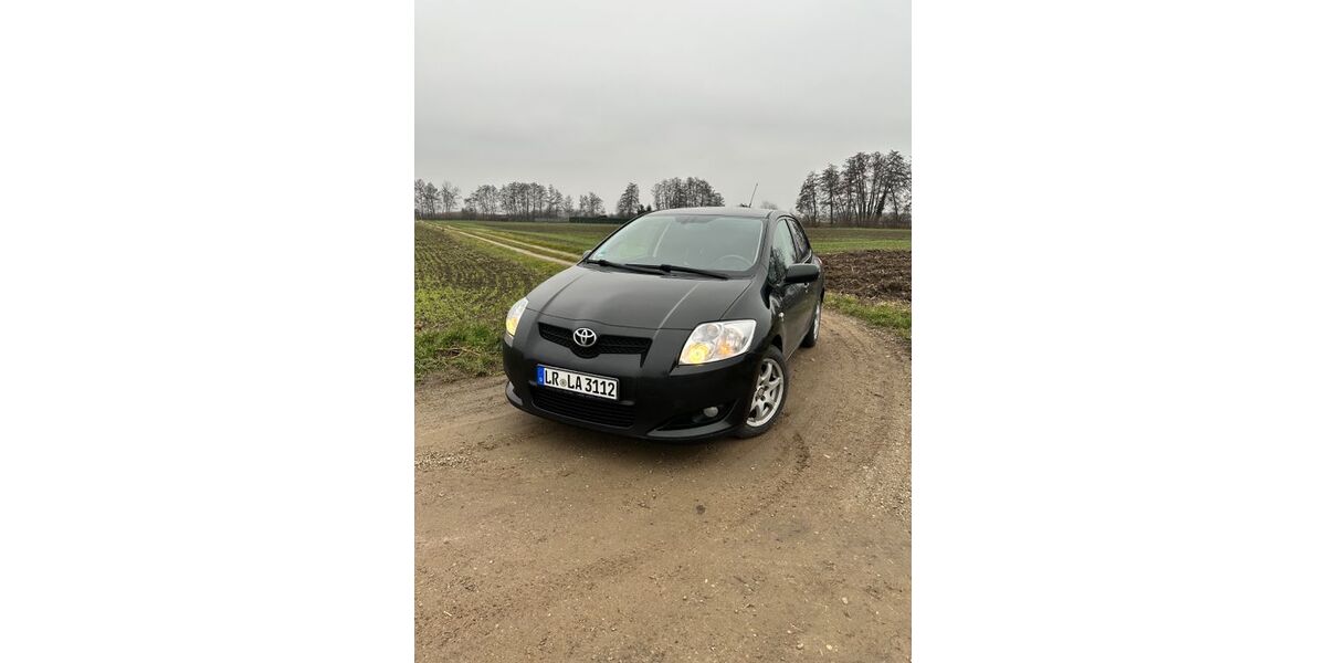 Toyota Auris 145.000 km 4.950 &euro; Neuried 77743