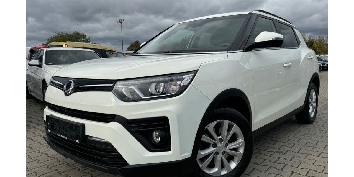 SsangYong Tivoli 65.000 km 10.699 &euro; Oberkrämer 16727