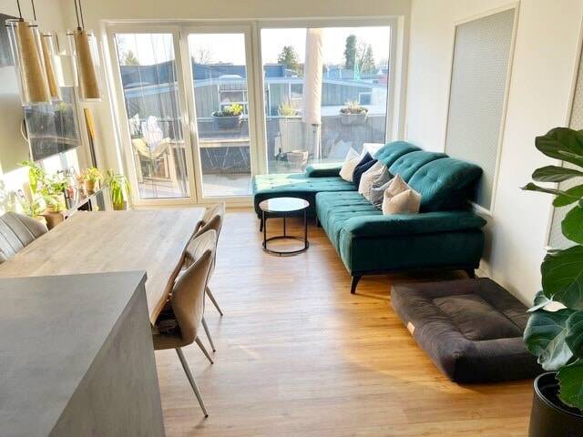 *** Exklusive und neuwertige Eigentumswohnug in Oldenburg Bloherfelde *** 3 zimmer