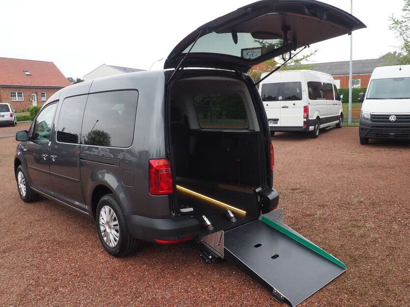 VW Caddy Maxi 9.621 km 33.990 € Südkirchen 59394