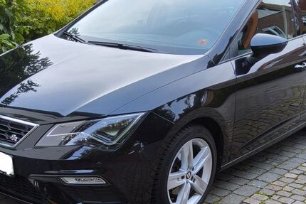 Seat Leon 58.000 km 15.100 € Osnabrück 49086
