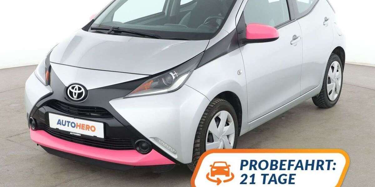 Toyota Aygo 35.128 km 10.240 &euro; Stuttgart 70195