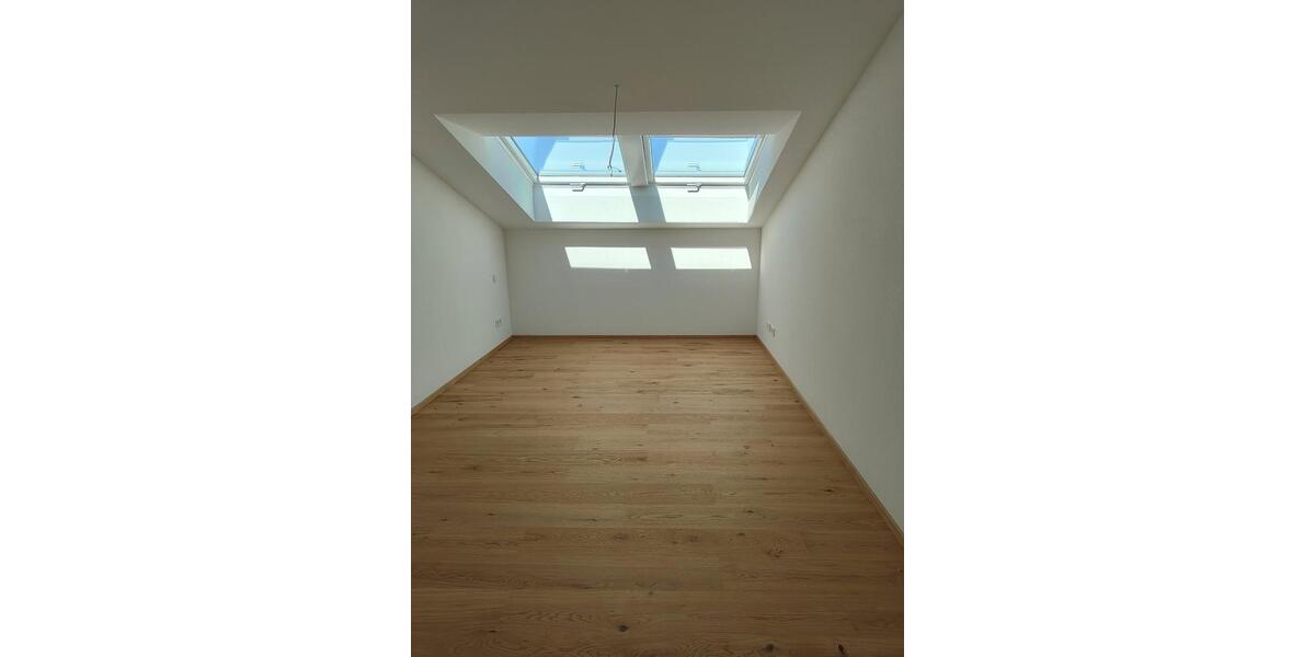 Dachgeschoßwohnung Satteldorf - 4 Zimmer, 120 m&sup2;, 1.800&euro; | Angebot:23809096
