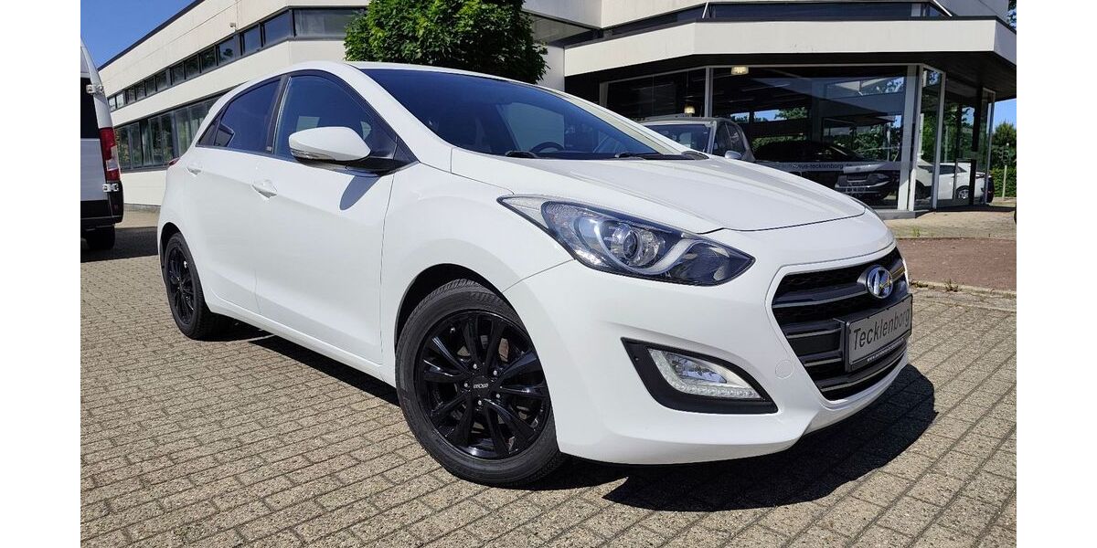 Hyundai i30 118.300 km 9.450 &euro; Emsdetten 48282