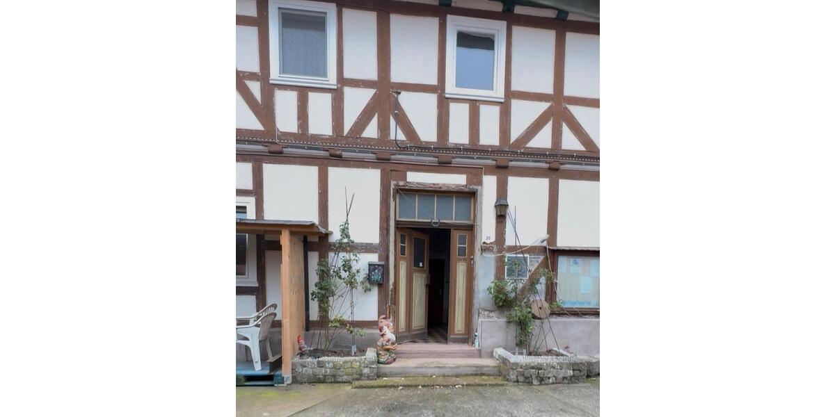 LAGER, LAGER, LAGER… BAUERNHAUS MIT SCHEUNE MIETEN ODER KAUFEN 5 zimmer