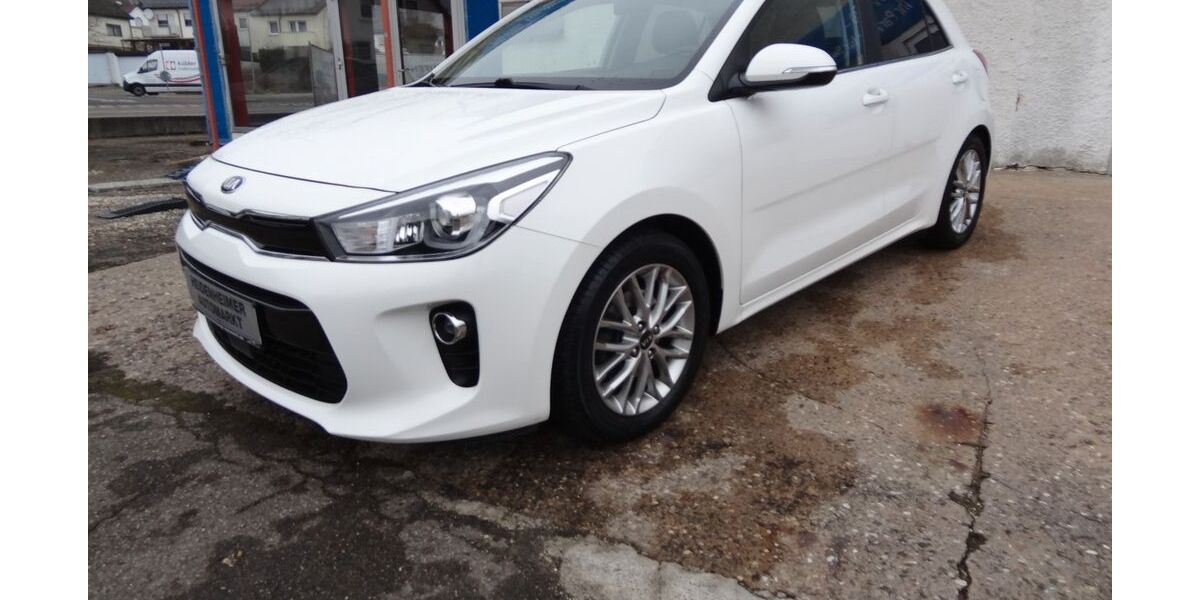 Kia Rio 79.000 km 11.999 &euro; Heidenheim 89520