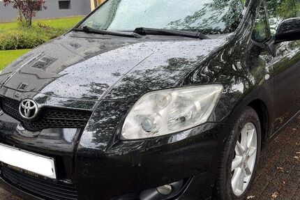 Toyota Auris 146.000 km 5.490 &euro; Bremen 28779