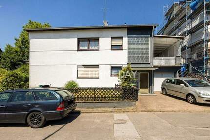 Mehrfamilienhaus mit Garten, Balkon und Raum für bis zu drei Wohnungen 8 zimmer