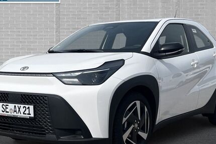 Toyota Aygo (X) 2.004 km 22.590 &euro; Lübeck 23566