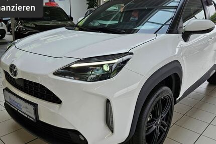 Toyota Yaris Cross 14.810 km 24.590 &euro; Paderborn 33104
