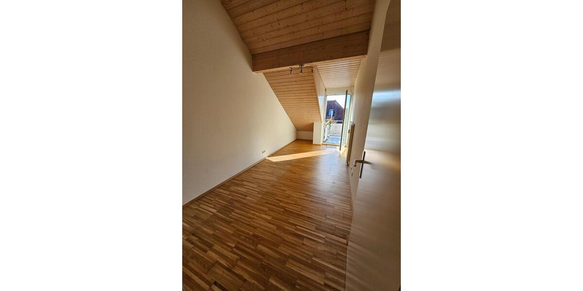 Dachgeschoßwohnung Gottmadingen - 4 Zimmer, 116 m&sup2;, 357.000&euro; | Angebot:26764469