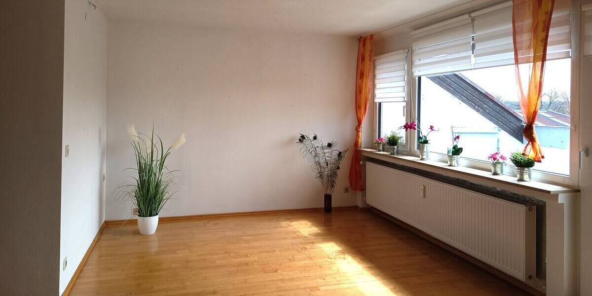 Etagenwohnung Ulm-Gögglingen Gögglingen - 3 Zimmer, 90 m&sup2;, 295.000&euro; | Angebot:26453035